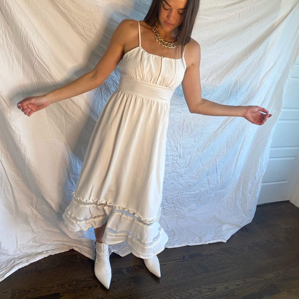 Long white dress